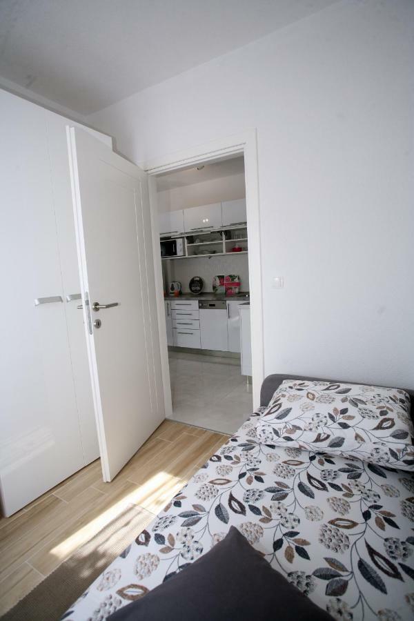 Apartman Fantasy Apartamento Trogir Exterior foto