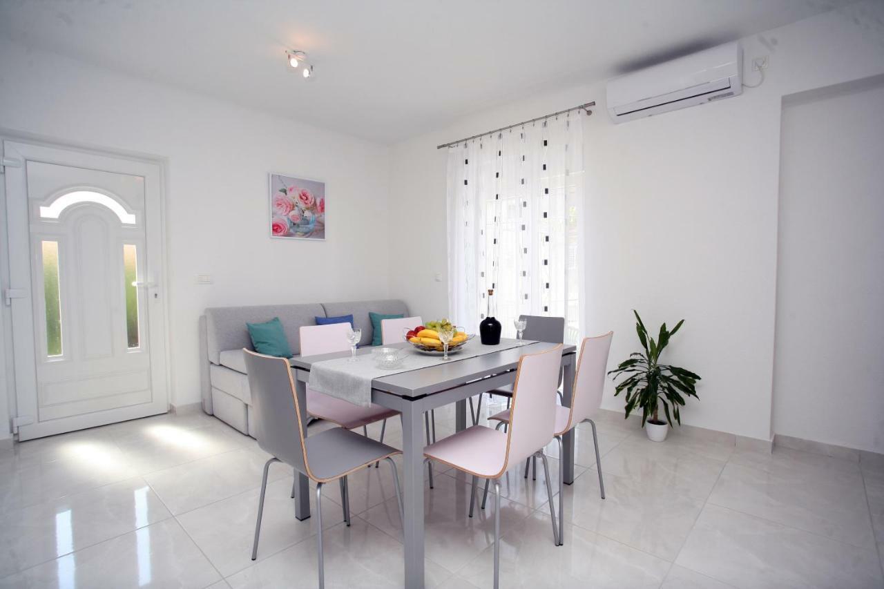 Apartman Fantasy Apartamento Trogir Exterior foto