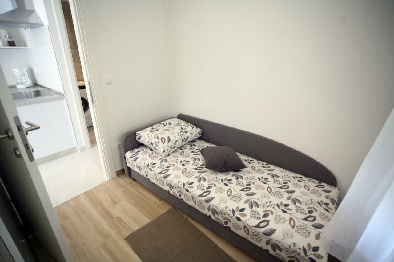 Apartman Fantasy Apartamento Trogir Exterior foto