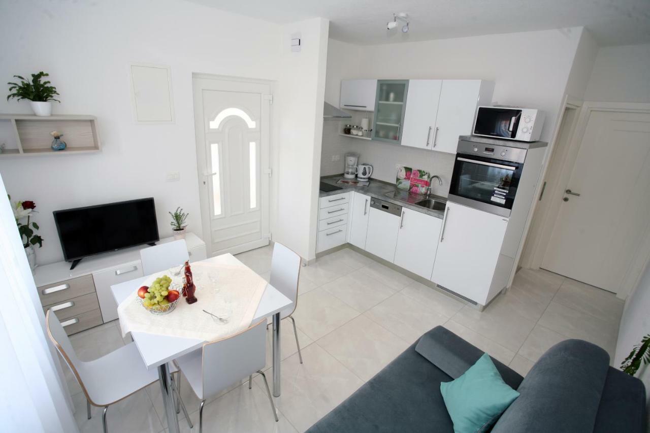 Apartman Fantasy Apartamento Trogir Exterior foto